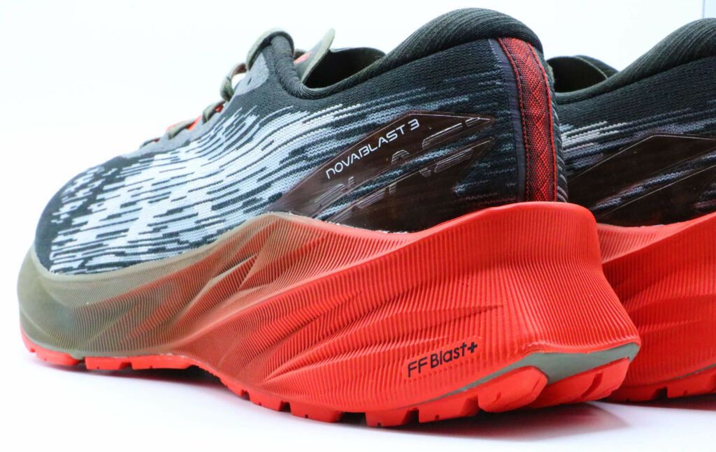 ASICS Novablast 3 TR, review y opiniones, Desde 105,00 €