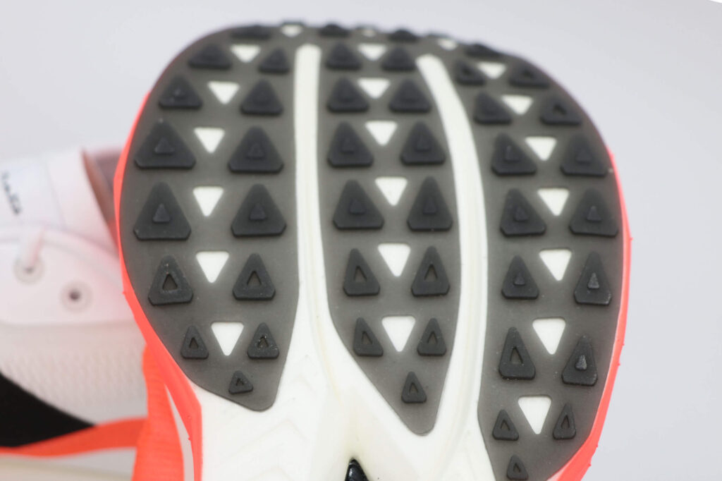 New Balance FuelCell SuperComp Elite V5 Outsole Detail | Gearist